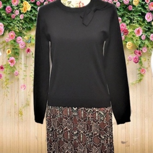 Dresses & Skirts - Print knit sweater dress size XL
